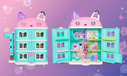 Gabby's Dollhouse, Gabby Girl On-The-Go Travel Set, Pretend Play Travel Toys,  Toy Passport, Toy Phone and Compass Charm